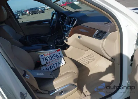 2013 Mercedes-Benz Gl 450 4Matic z USA, uszkodzony, nr VIN 4JGDF7CEXDA266993